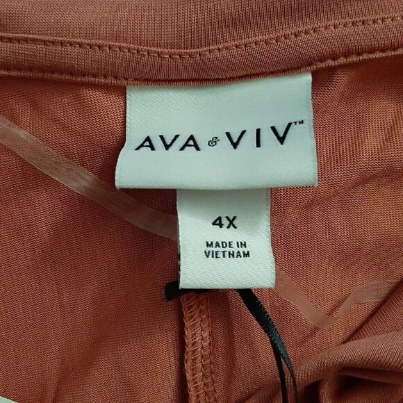 Women's Plus Size Short Sleeve Scoop Neck Sandwash T-Shirt - 4XL - Ava & Viv - Picture 4 of 5